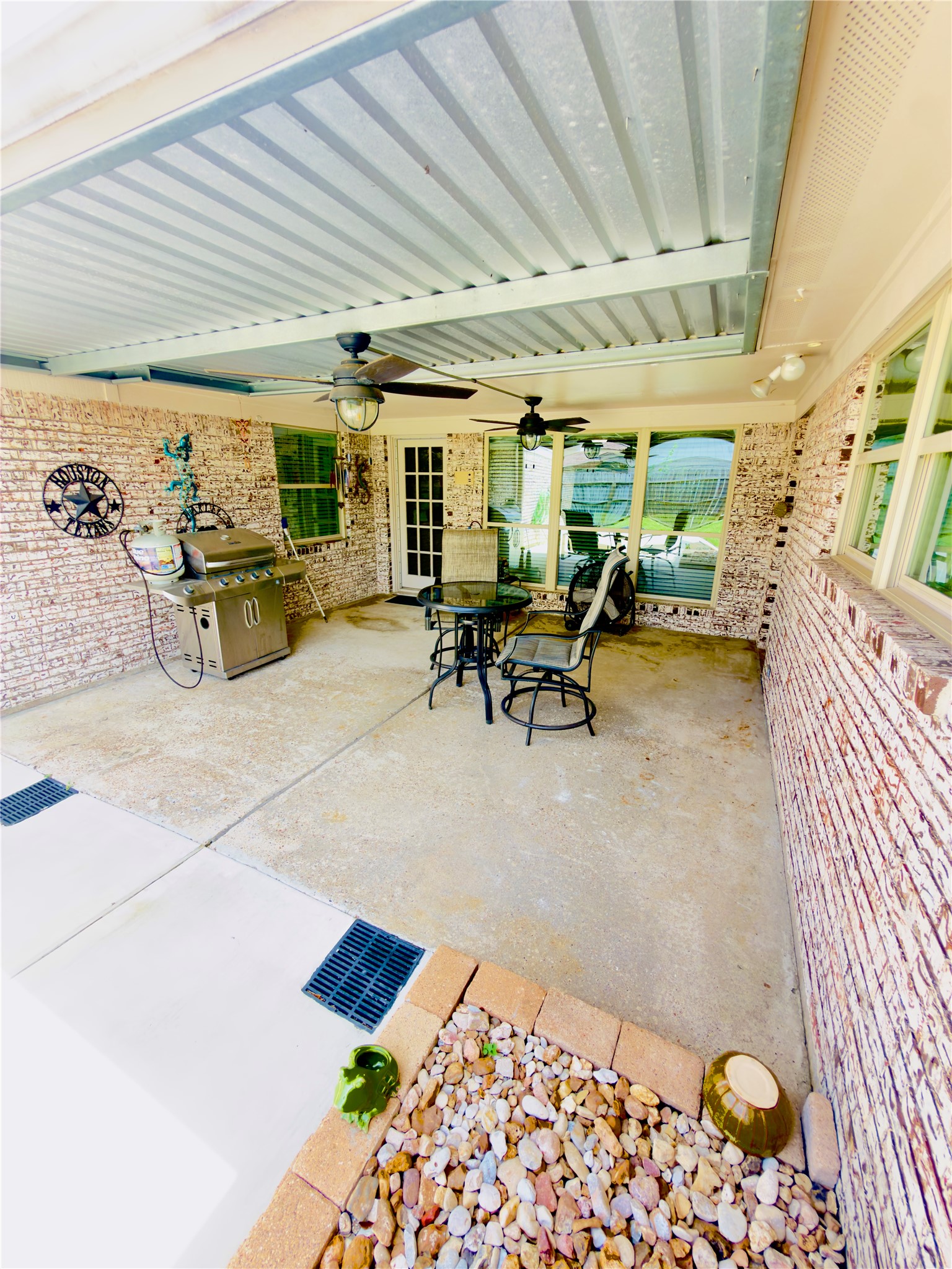 4804 Country Club View Baytown, TX 77521 - Photo 37 of 38 Ready for Grilling