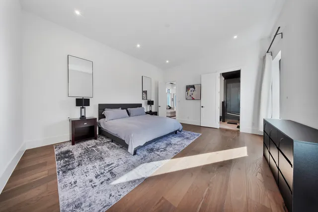 $20,000 | 5414 John Dreaper Drive, Houston, TX 77056