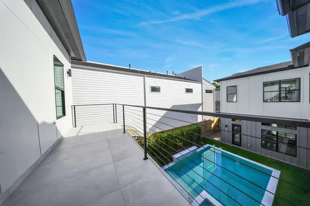 $20,000 | 5414 John Dreaper Drive, Houston, TX 77056