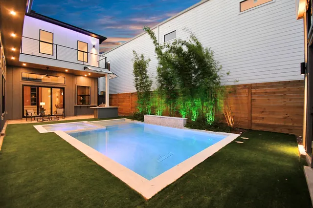 $20,000 | 5414 John Dreaper Drive, Houston, TX 77056