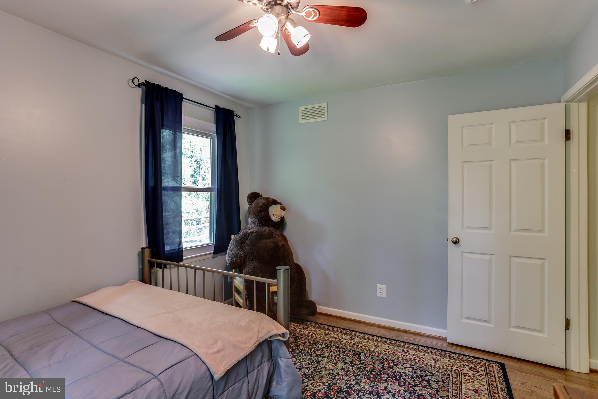 757 West Watersville Road Mount Airy, MD 21771 - Photo 17 of 27 Bedroom