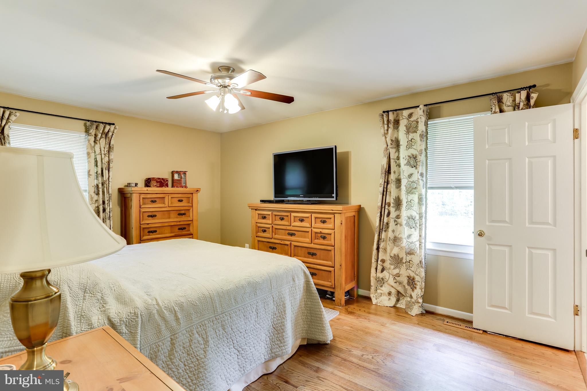 757 West Watersville Road Mount Airy, MD 21771 - Photo 18 of 27 Bedroom (Master)