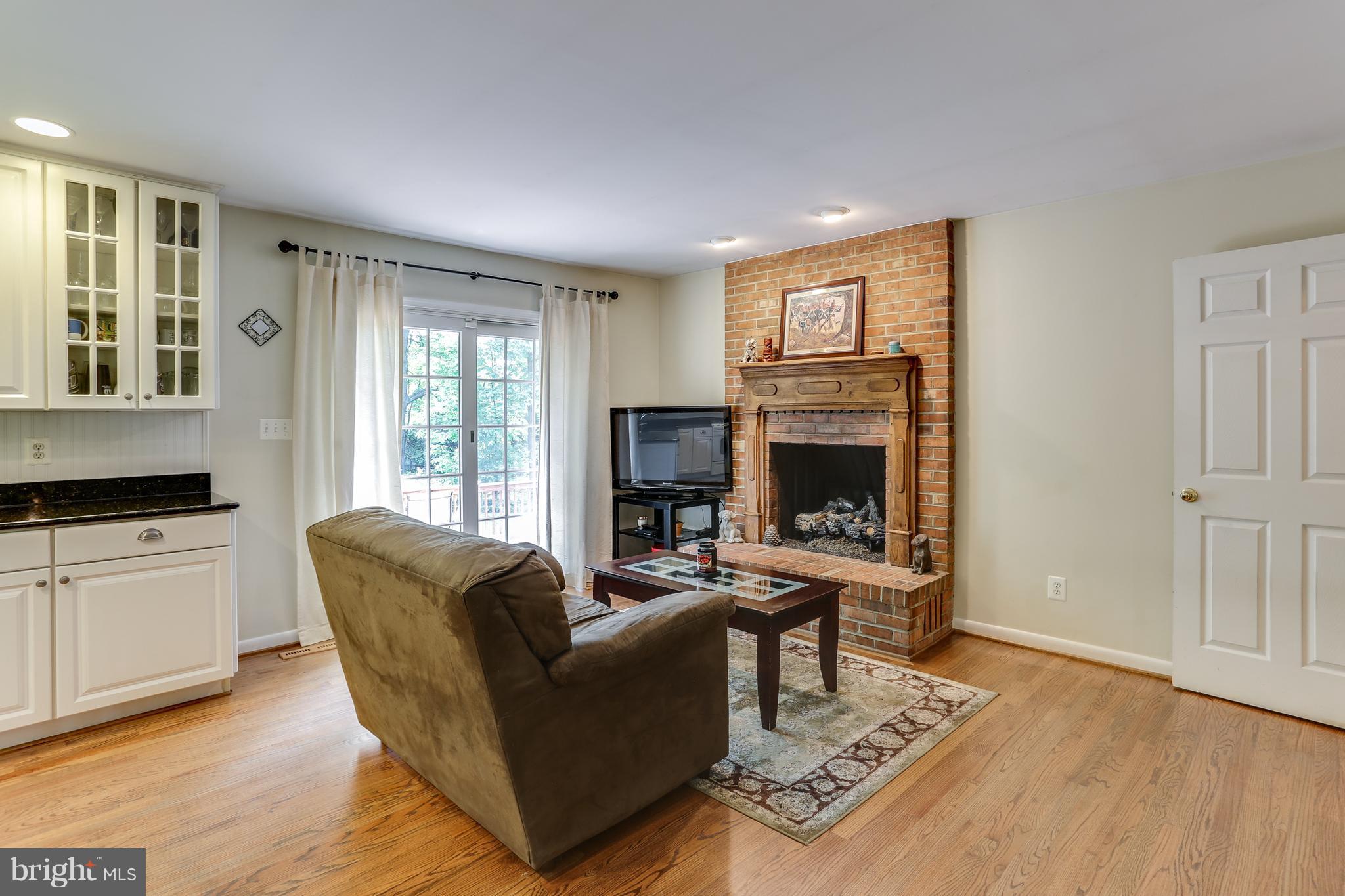 757 West Watersville Road Mount Airy, MD 21771 - Photo 6 of 27 Family Room