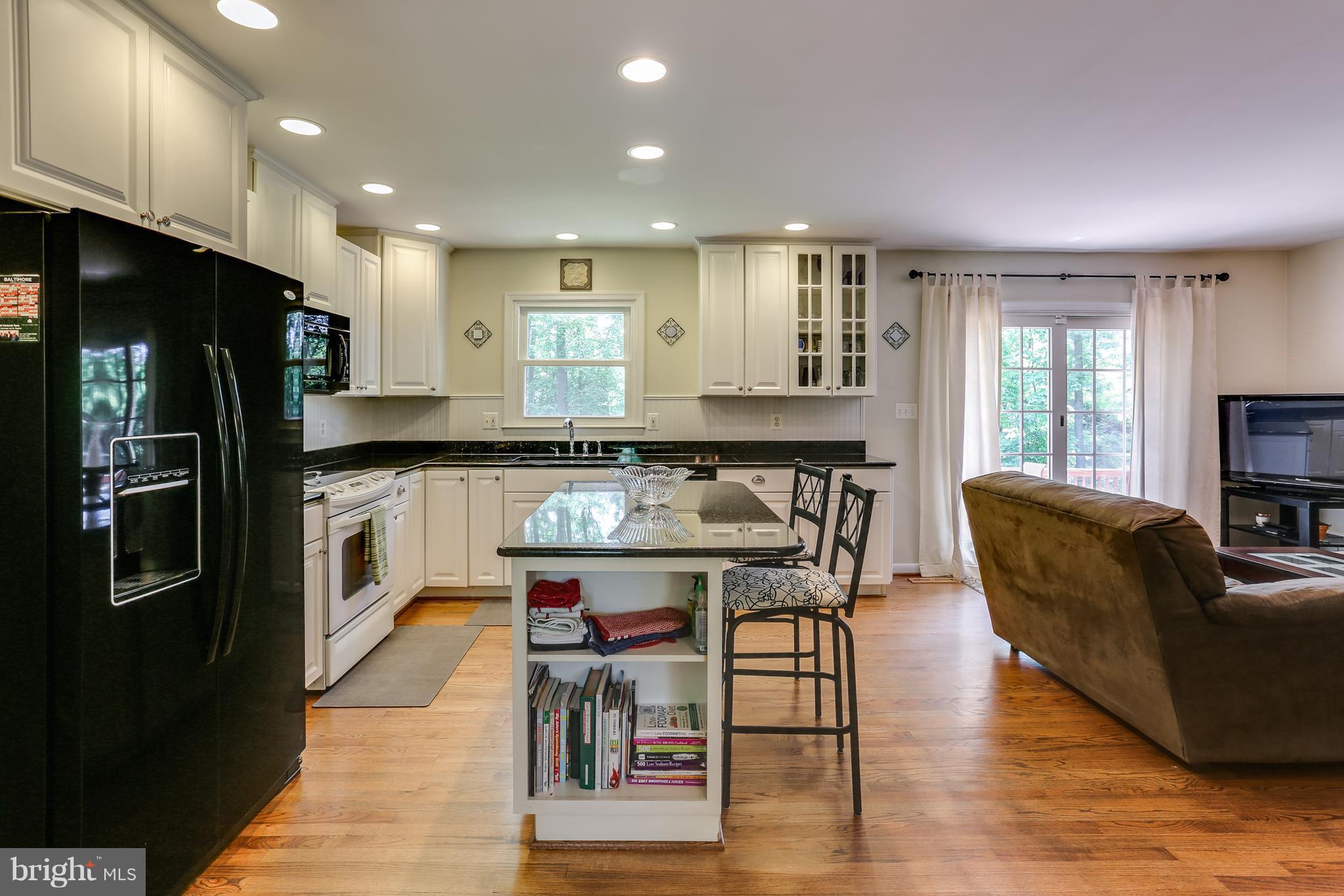 757 West Watersville Road Mount Airy, MD 21771 - Photo 9 of 27 Kitchen