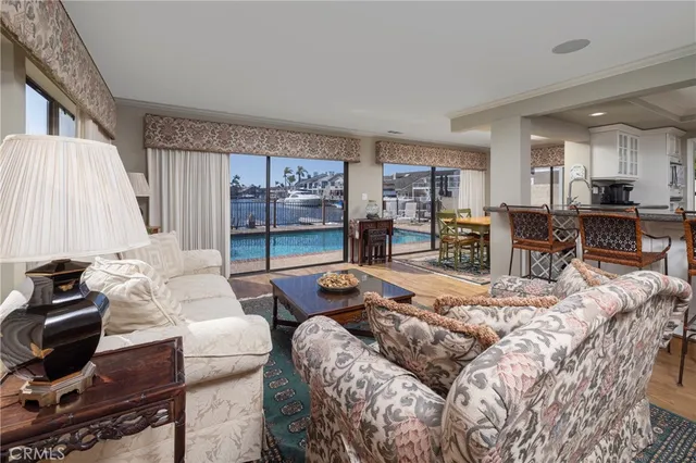 $3,495,000 | 3871 Mistral Drive, Huntington Beach, CA 92649