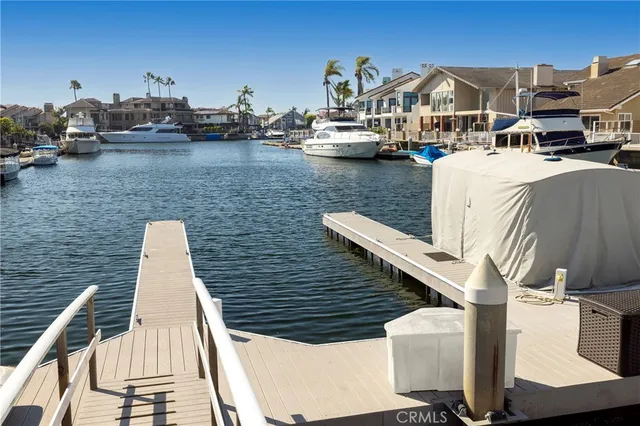 $3,495,000 | 3871 Mistral Drive, Huntington Beach, CA 92649