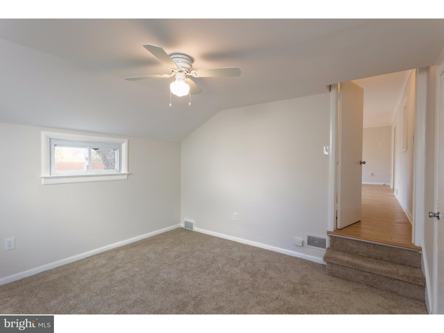 403 Sutherland Road Ewing, NJ 08618 - Photo 19 of 25