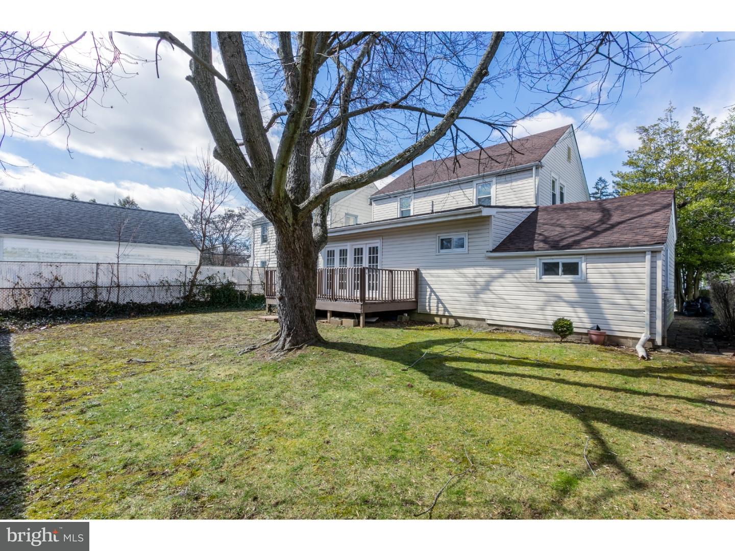 403 Sutherland Road Ewing, NJ 08618 - Photo 4 of 25