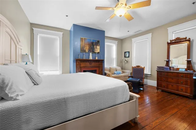 $1,250,000 | 221 Southeast 7th Street, Gainesville, FL 32601