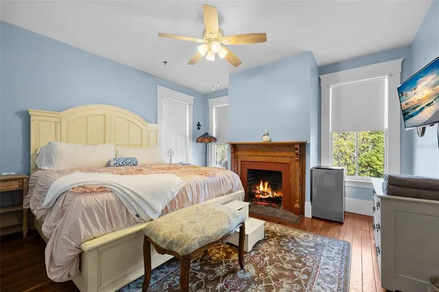 $1,250,000 | 221 Southeast 7th Street, Gainesville, FL 32601