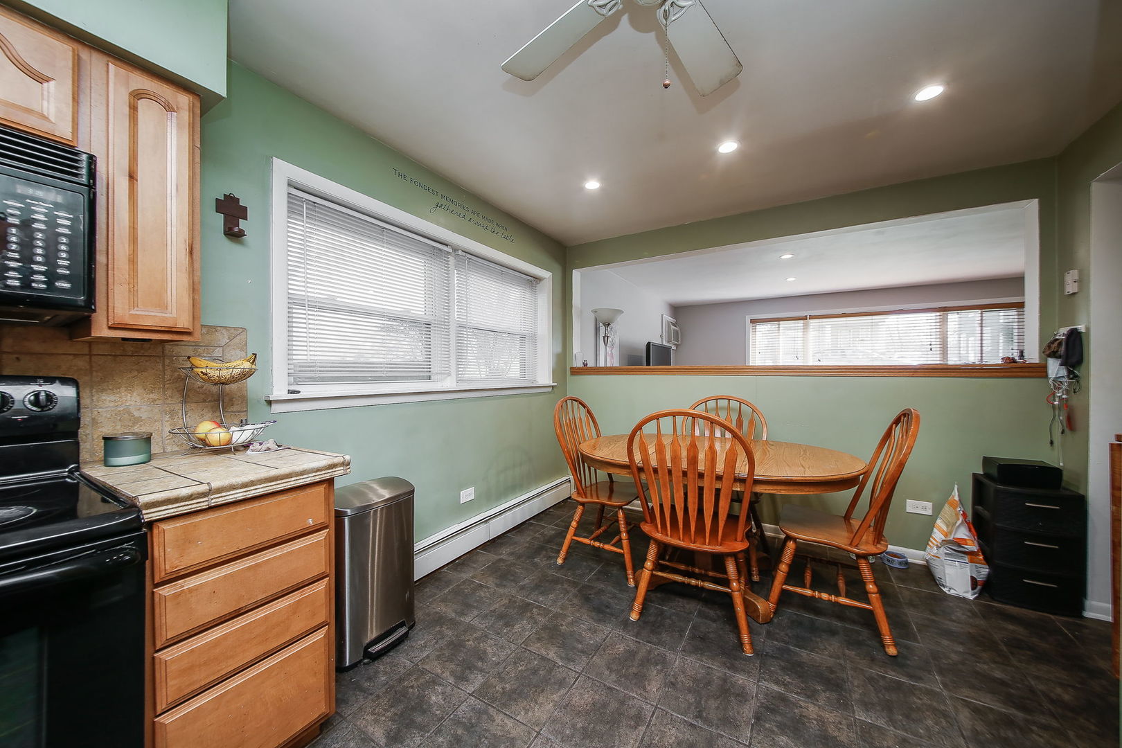 92 Pine Avenue Riverside, IL 60546 - Photo 12 of 24