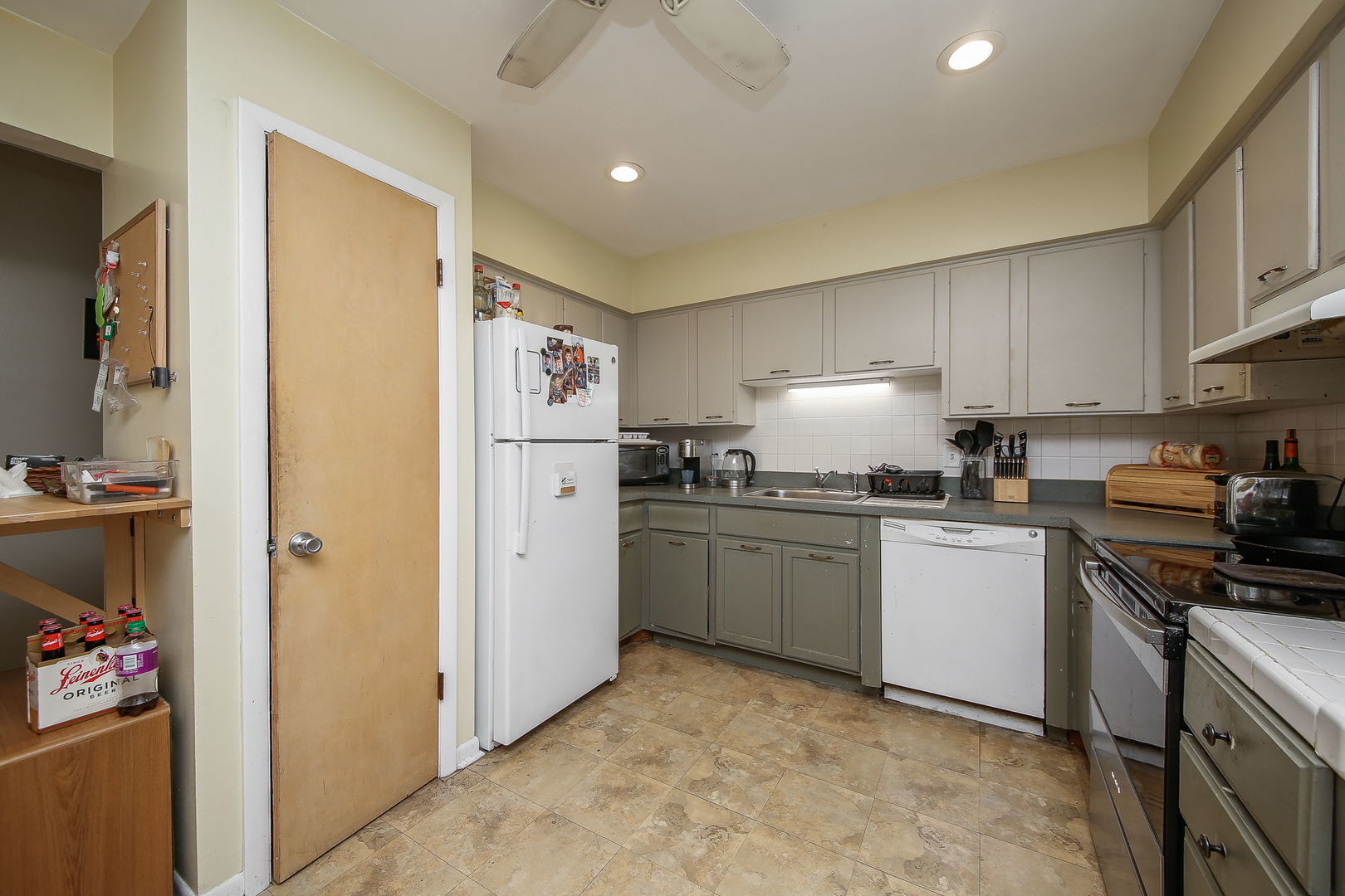 92 Pine Avenue Riverside, IL 60546 - Photo 20 of 24