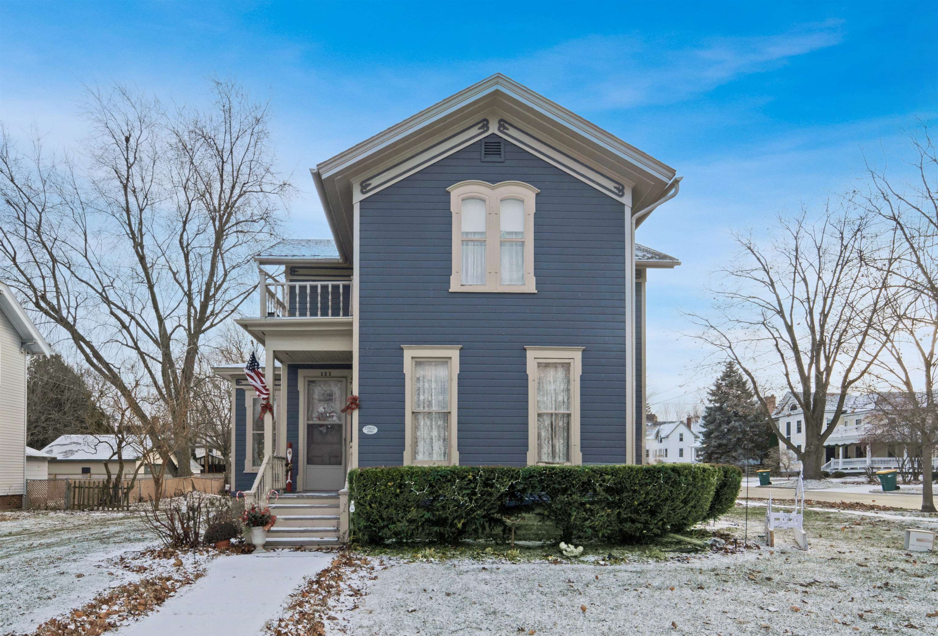 121 Watertown Street Ripon, WI 54971 - Photo 4 of 37