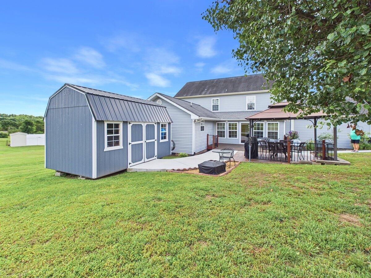 128 County Road 101 Riceville, TN 37370 - Photo 10 of 63 128 CR 101 (22)