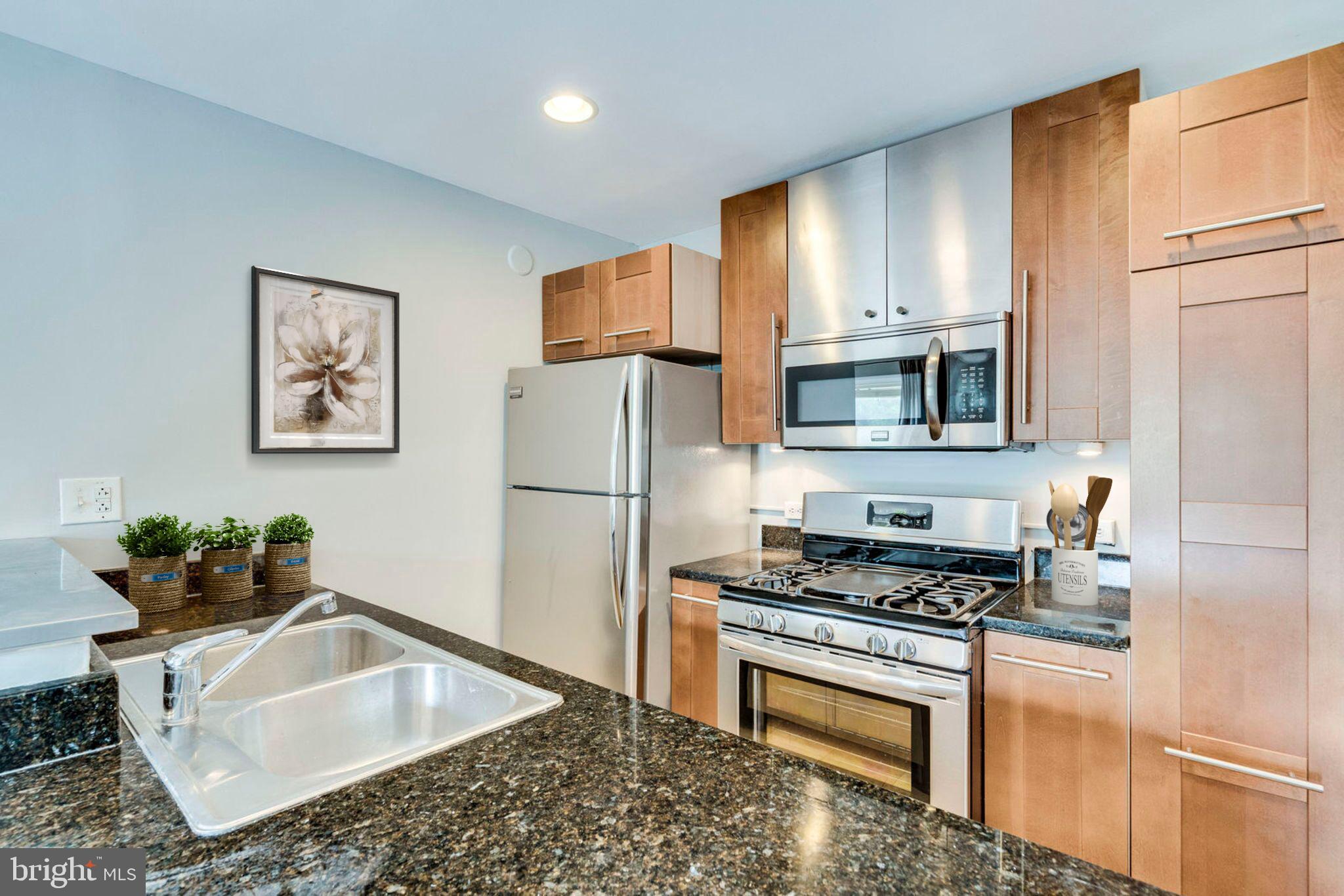 5101 8th Road South, Unit 112 Arlington, VA 22204 - Photo 2 of 13
