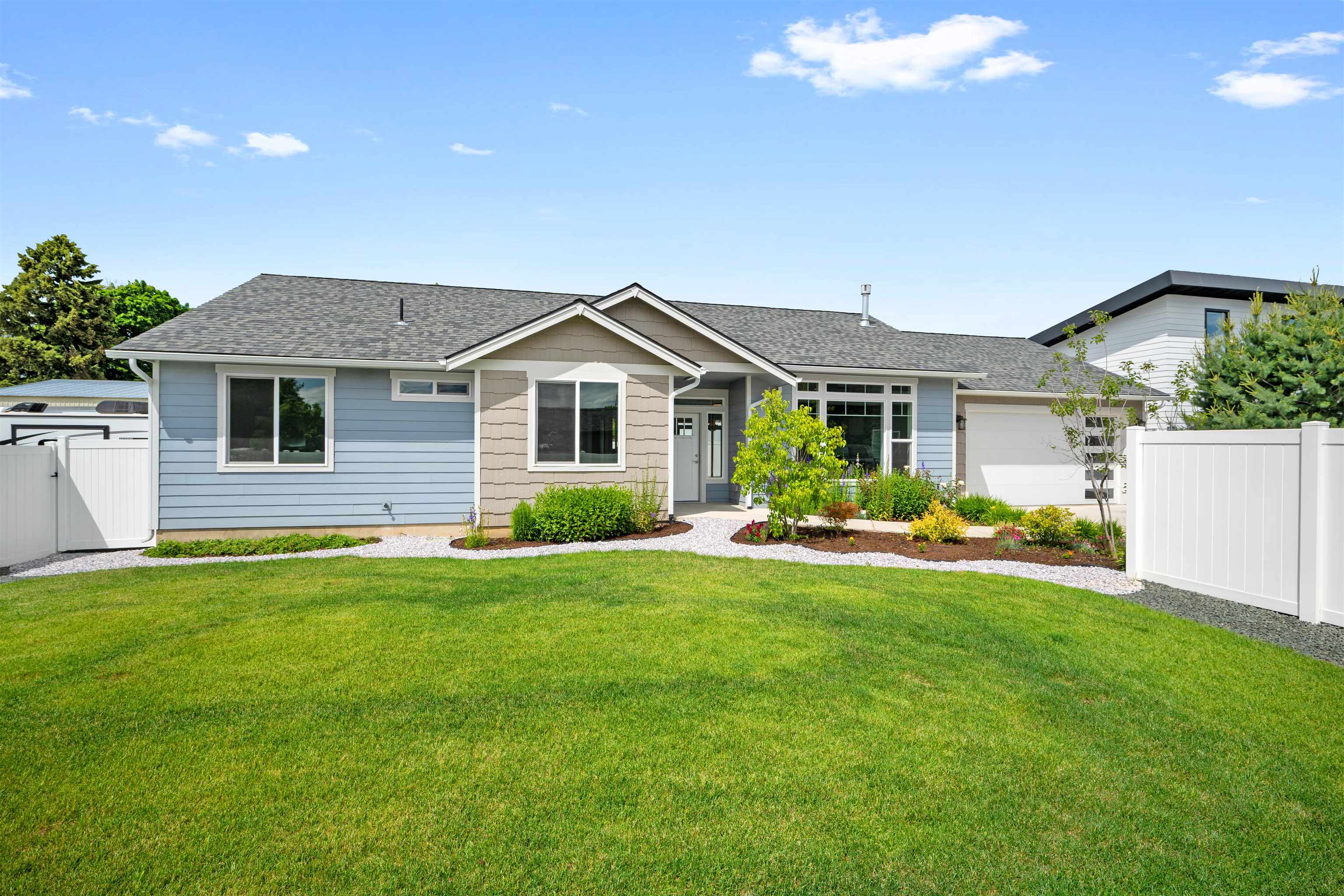 423 North Union Road Spokane Valley, WA 99206 - Photo 1 of 31