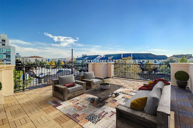 $599,000 | 2006 Helena Street, Houston, TX 77002