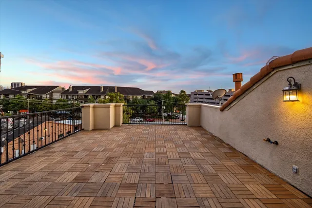 $599,000 | 2006 Helena Street, Houston, TX 77002