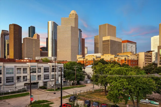 $599,000 | 2006 Helena Street, Houston, TX 77002