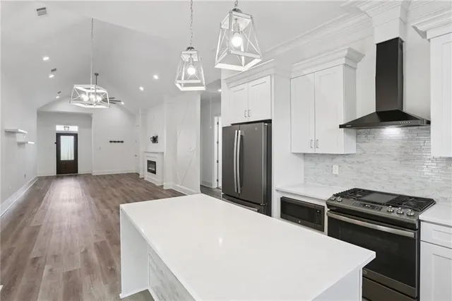 $399,000 | 325 Chinchilla Drive, Arabi, LA 70032