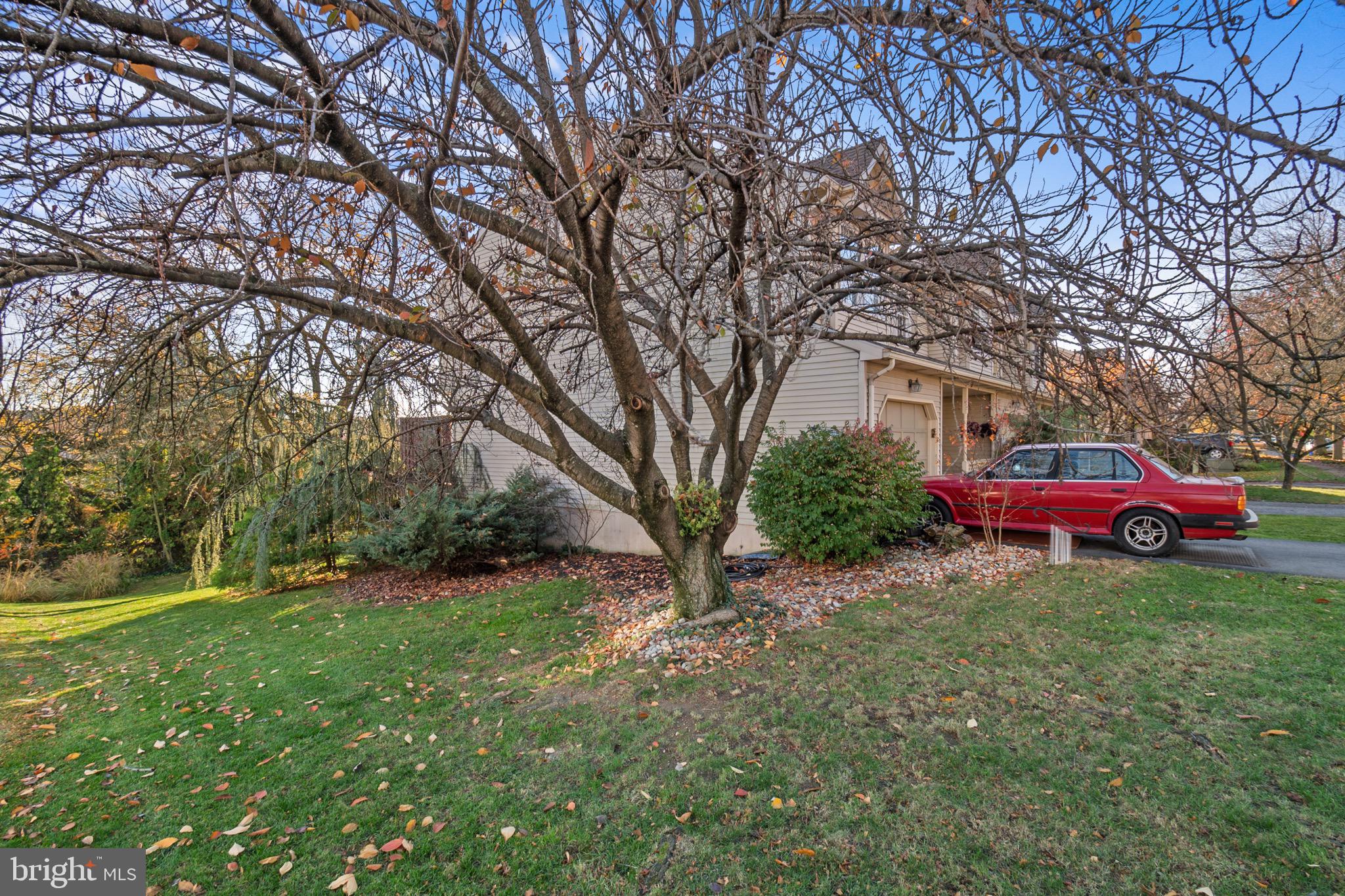 1217 Stanford Road Bethlehem, PA 18018 - Photo 3 of 30 Gallery Image 3