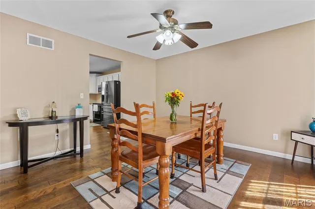 $395,000 | 203 Bristol Drive, Troy, IL 62294