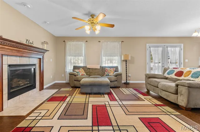 $395,000 | 203 Bristol Drive, Troy, IL 62294