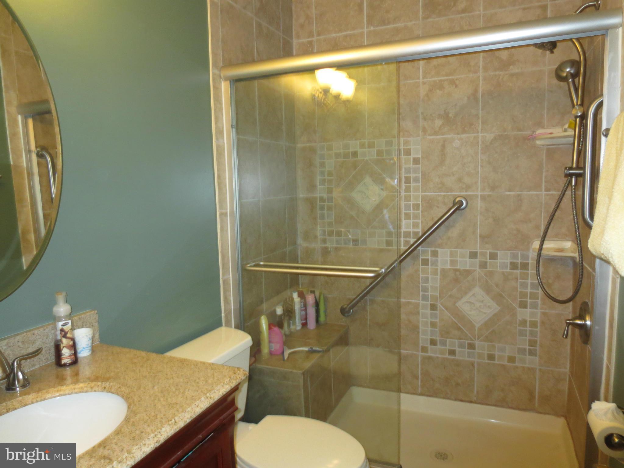 9521 Burdett Road Burke, VA 22015 - Photo 14 of 29 Bath (Master)