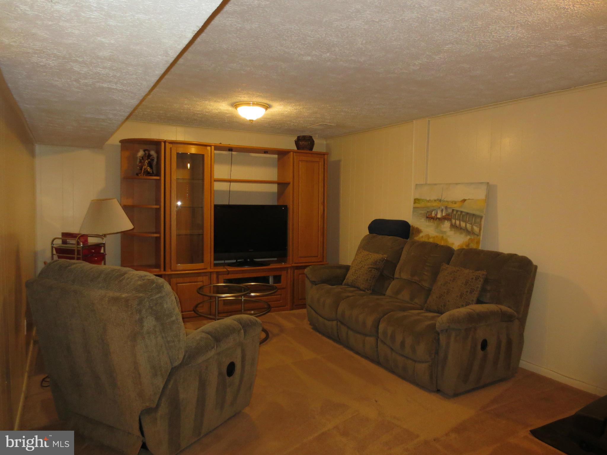 9521 Burdett Road Burke, VA 22015 - Photo 19 of 29 Basement