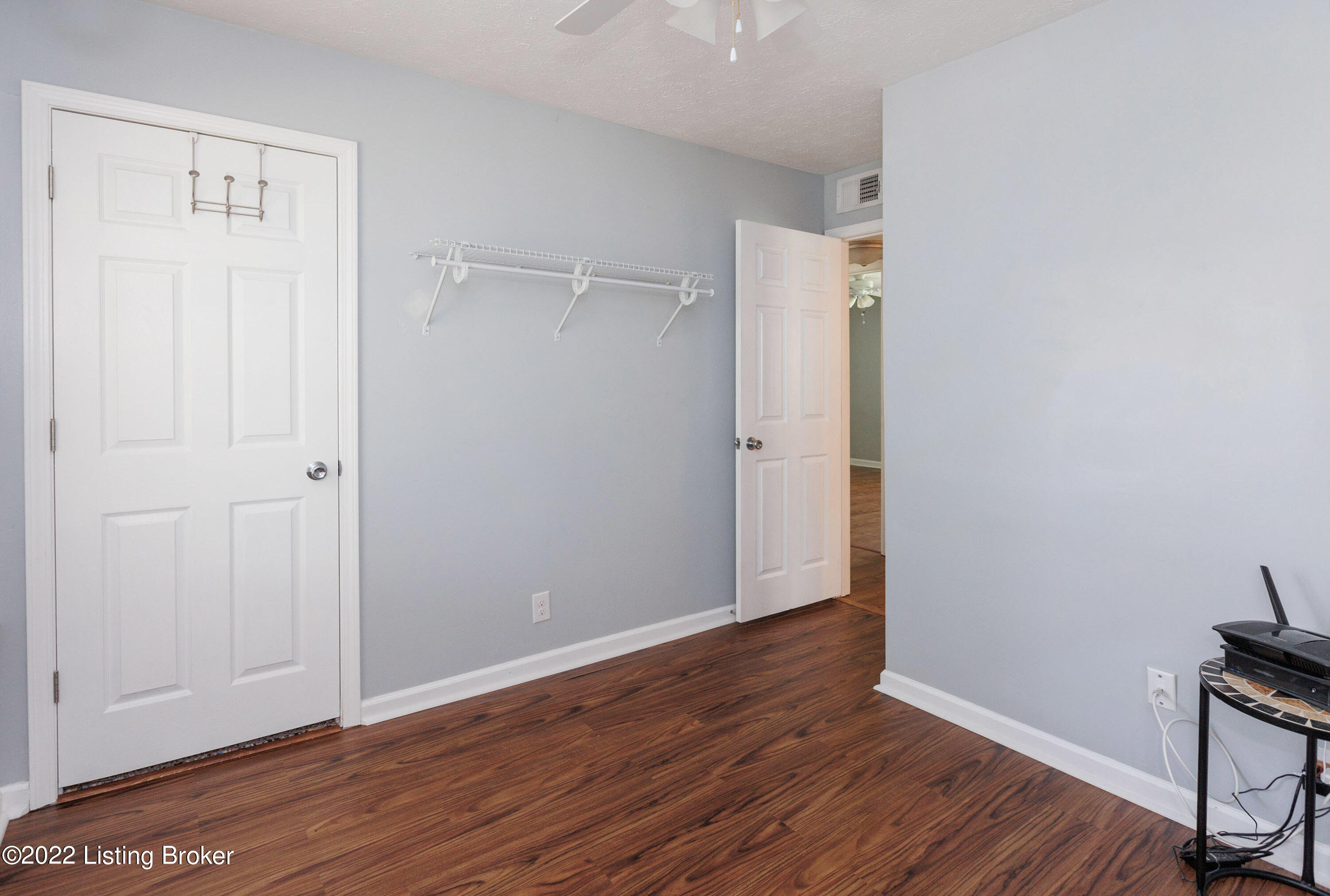 9702 Ranger Road Louisville, KY 40229 - Photo 15 of 27 023