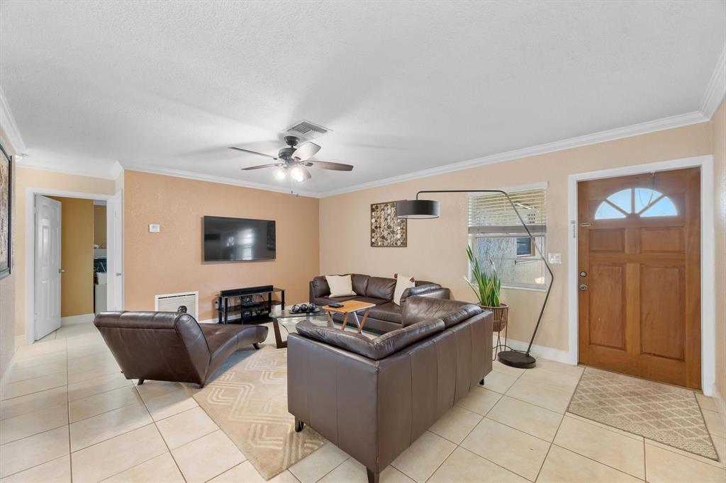 6324 Fillmore Street, Unit AB Hollywood, FL 33024 - Photo 6 of 26