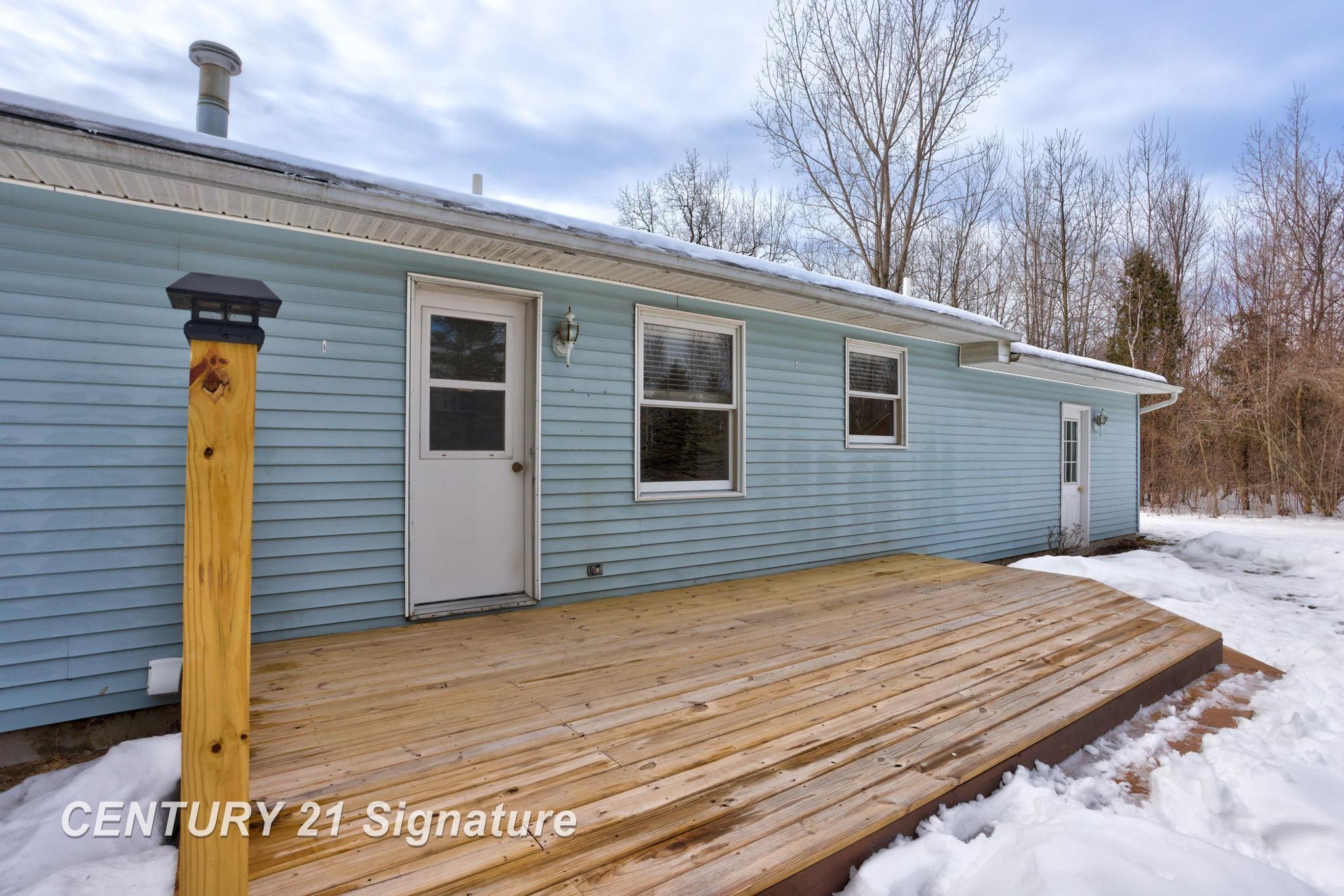 7262 Kochville Road Freeland, MI 48623 - Photo 28 of 34 50167453-8a203b02-6e33-4074-9017-87fc0ff16ea2.JPG