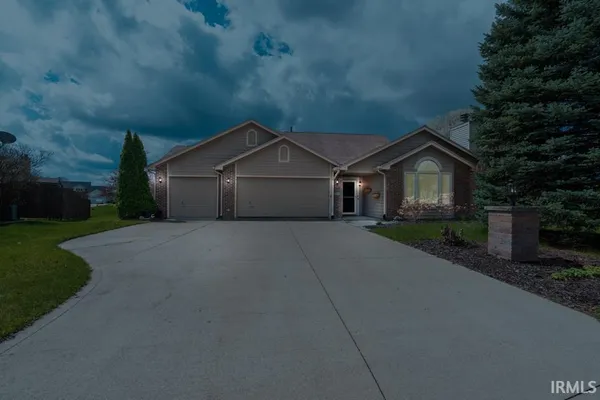 $285,000 | 14831 Bitternut Lane, Fort Wayne, IN 46814