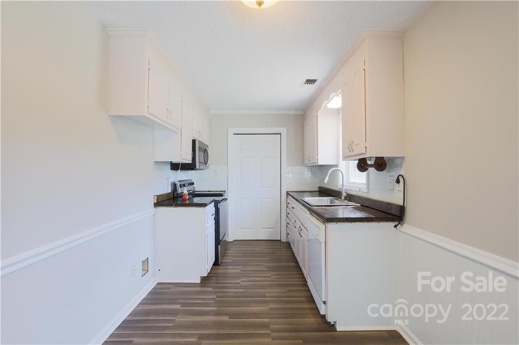 415 Durham Road Stanley, NC 28164 - Photo 5 of 15 Gallery Image 5