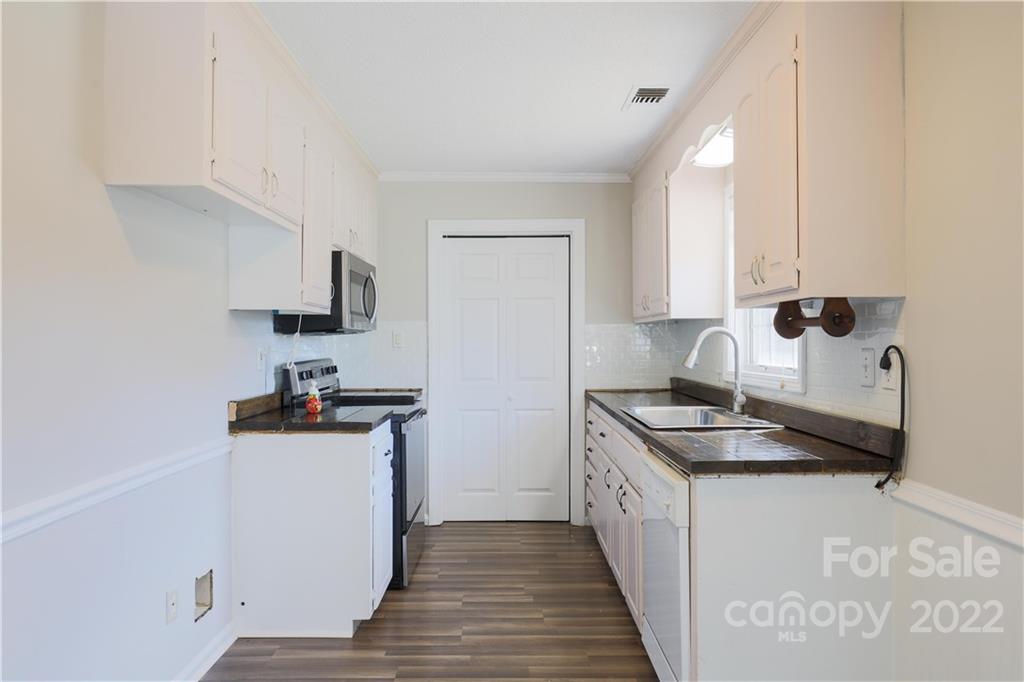 415 Durham Road Stanley, NC 28164 - Photo 6 of 15 Gallery Image 6