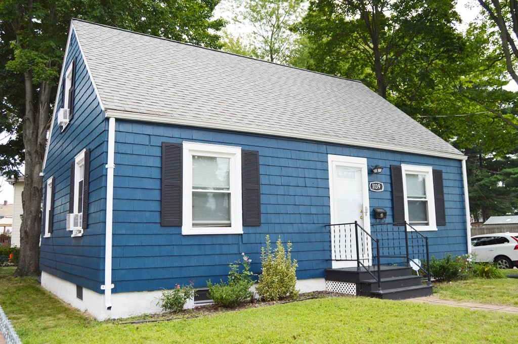 1139 St James Avenue Springfield, MA 01104 - Photo 3 of 17