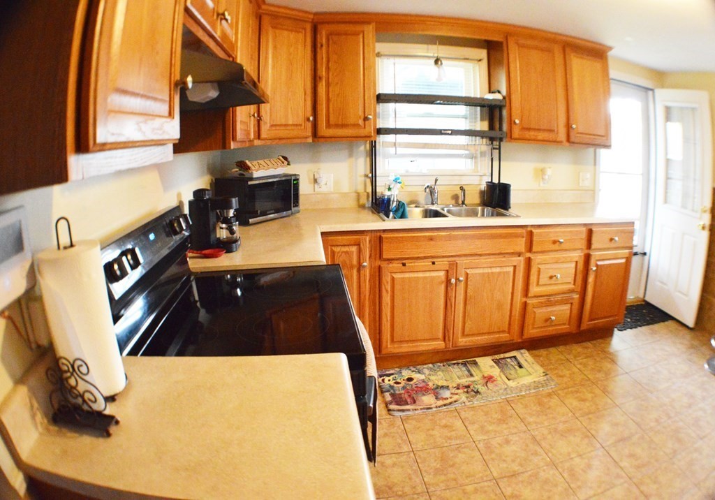 1139 St James Avenue Springfield, MA 01104 - Photo 6 of 17