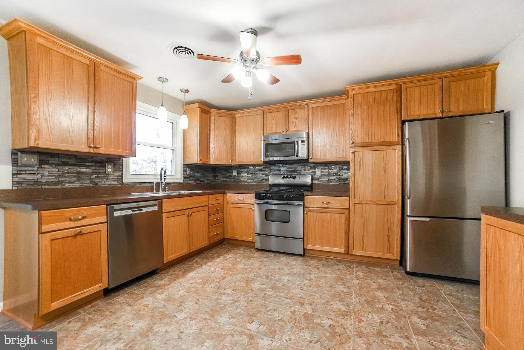 22145 Cartwright Road Leonardtown, MD 20650 - Photo 11 of 31 Gallery Image 11