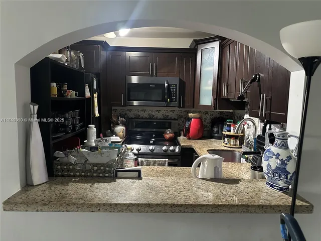 $309,000 | 13810 Southwest 112th Street, Unit 106, Miami, FL 33186