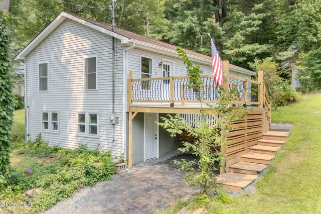 $234,999 | 520 Morey Park Hill Road, Schodack, NY 12123