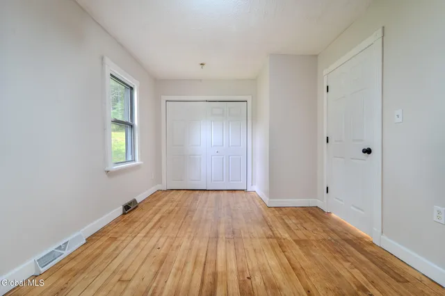 $234,999 | 520 Morey Park Hill Road, Schodack, NY 12123