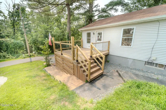 $234,999 | 520 Morey Park Hill Road, Schodack, NY 12123