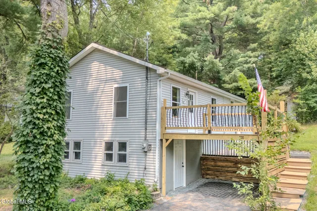 $234,999 | 520 Morey Park Hill Road, Schodack, NY 12123