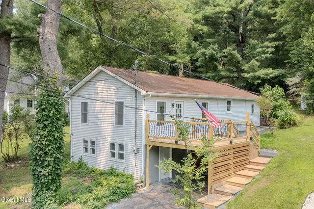 $234,999 | 520 Morey Park Hill Road, Schodack, NY 12123