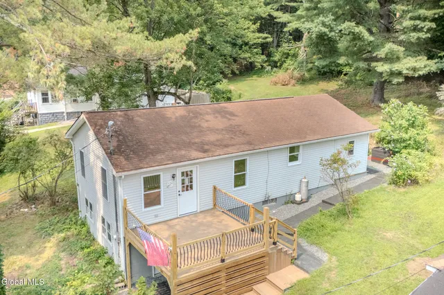 $234,999 | 520 Morey Park Hill Road, Schodack, NY 12123