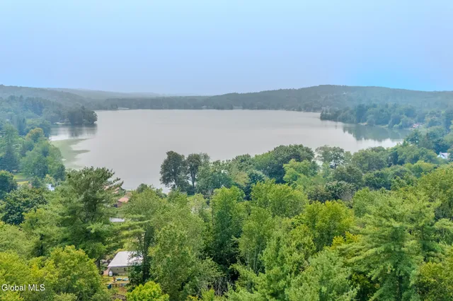 $234,999 | 520 Morey Park Hill Road, Schodack, NY 12123