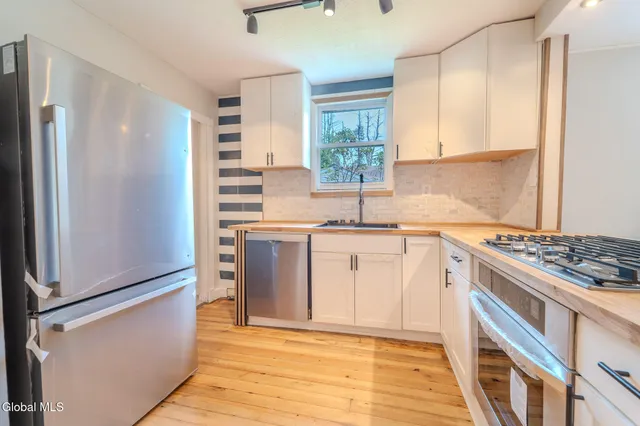 $234,999 | 520 Morey Park Hill Road, Schodack, NY 12123