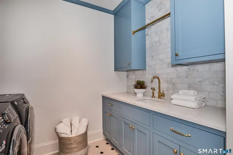 $5,499,000 | 36 Maple Avenue South, Westport, CT 06880