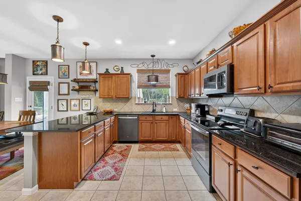 $2,600 | 1403 Melissa Oaks Lane, Austin, TX 78744