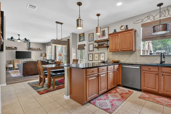 $2,600 | 1403 Melissa Oaks Lane, Austin, TX 78744